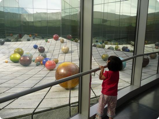 "Ma Chihuly Floats" installation at the Tacoma Art Museum