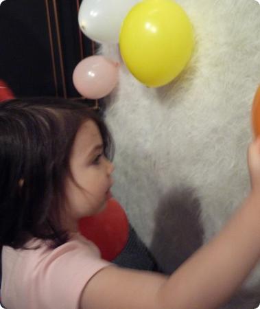 Static electricity demonstration at the Museum of Electricity and Radio in Bellingham