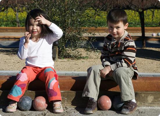 E and D hang out on the Ceja Winery Bocce Ball court while we taste the wine