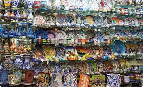 Pottery in Istanbul's Grand Bazaar