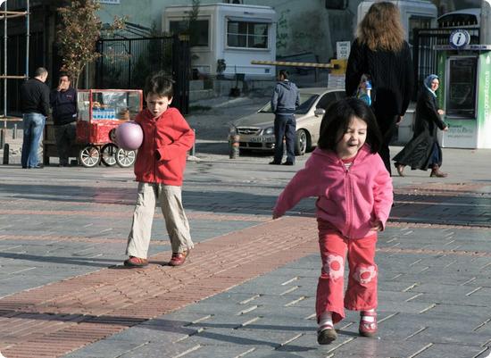 Kicking a Gertie Ball in Istanbul