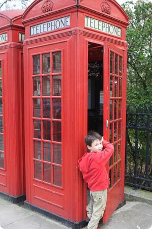 Everest checks out one of London's iconic red phone booths