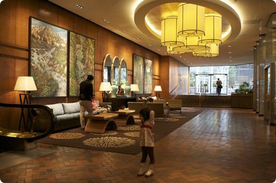Lobby at the Four Seasons Vancouver