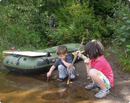 The kids check out a lake on Oregon's Mt Hood